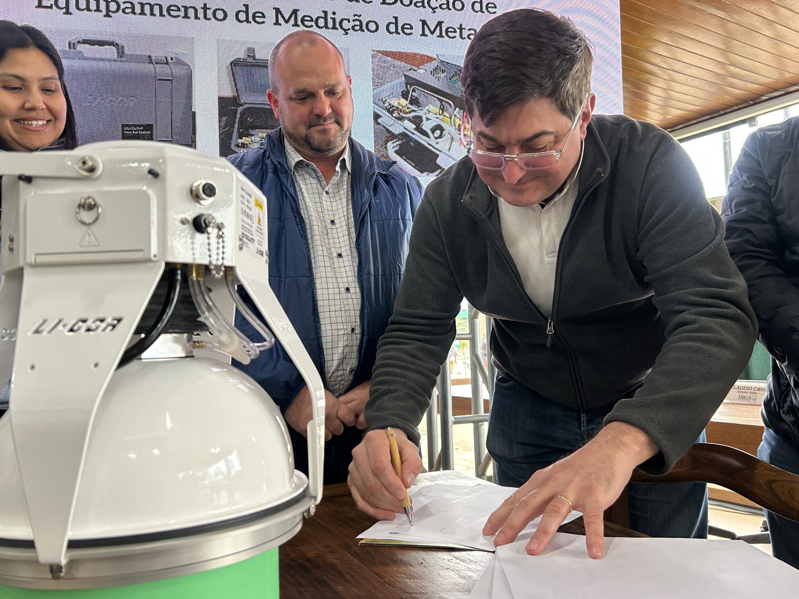 IICA doa equipamento para pesquisas do projeto Arroz Sustentável no Rio Grande do Sul com uso de tecnologia de ponta 